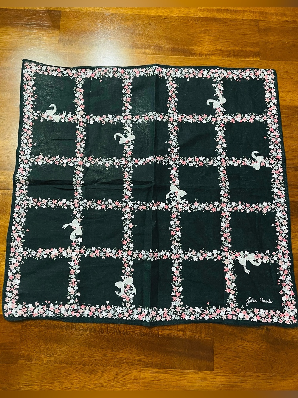 Black Floral Grid Scarf with White Bows 16x16 Jolie Mode
